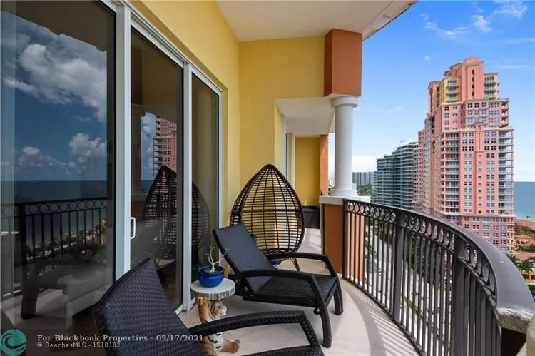 The Vue #1606 image #6