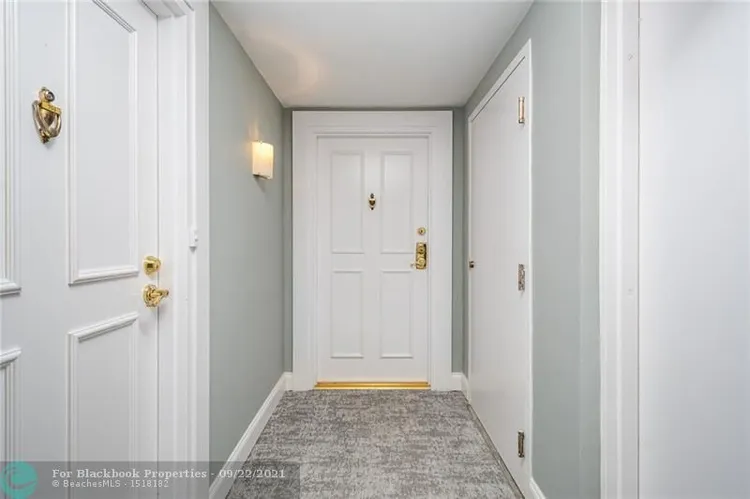 St Louis Condo #705 image #14
