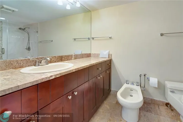 Imperial at Brickell #2307 image #12