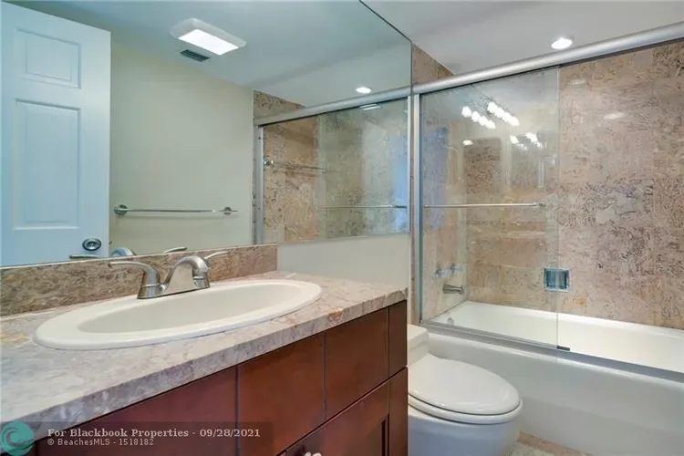 Imperial at Brickell #2307 image #19