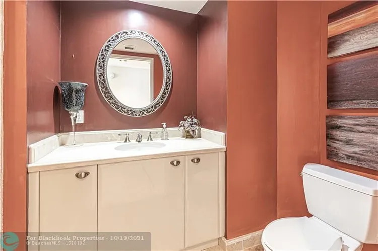 Las Olas River House #2804 image #18