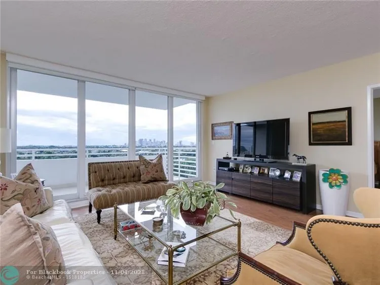 Sunrise Tower #9G image #12