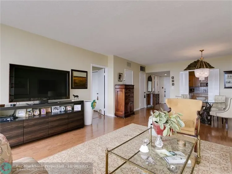 Sunrise Tower #9G image #16