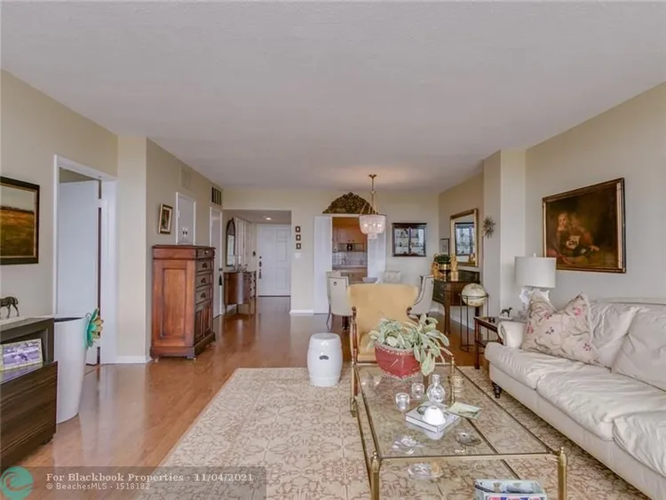 Sunrise Tower #9G image #17