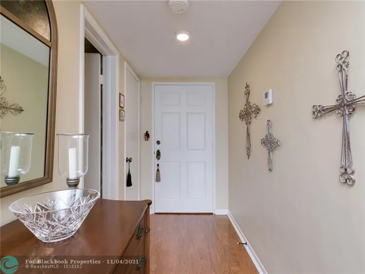 Sunrise Tower #9G image #23