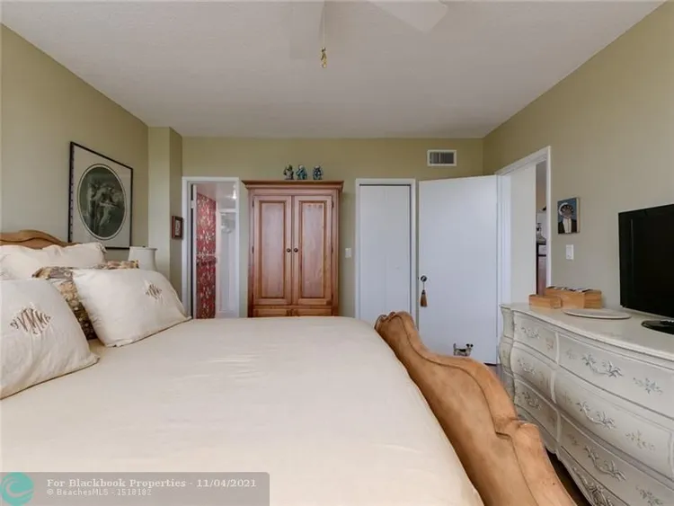 Sunrise Tower #9G image #26