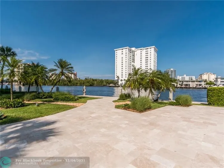 Sunrise Tower #9G image #30