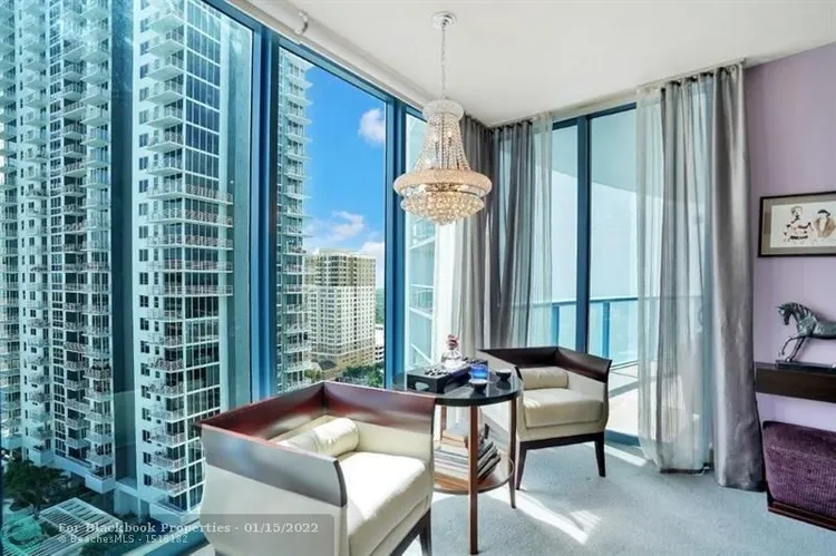 Las Olas River House #2205 image #10