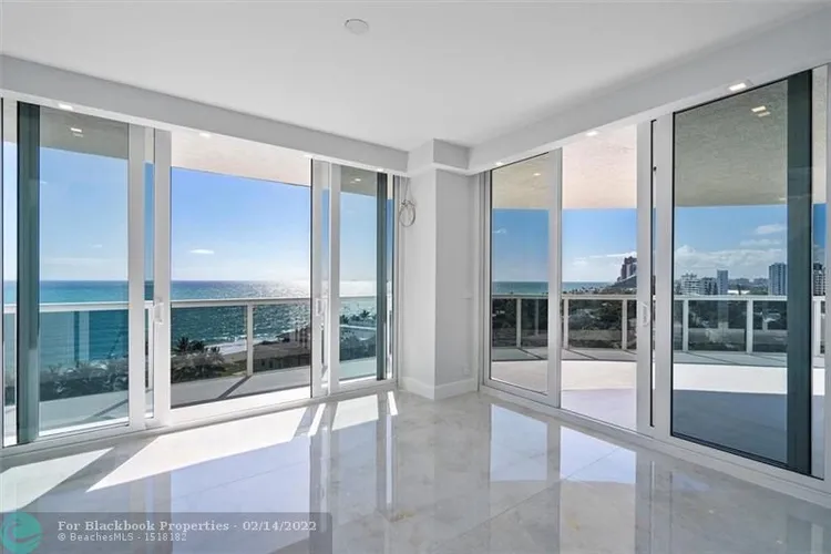 L'Hermitage South Tower #1010 image #20