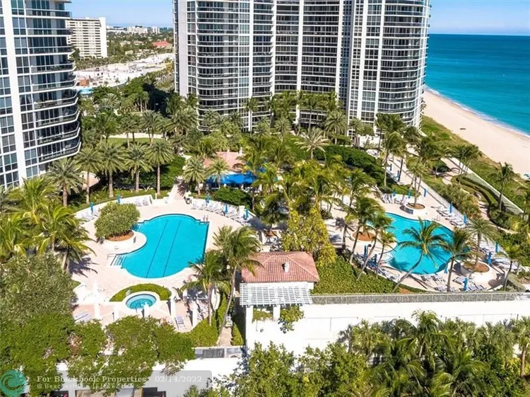 L'Hermitage South Tower #1010 image #36