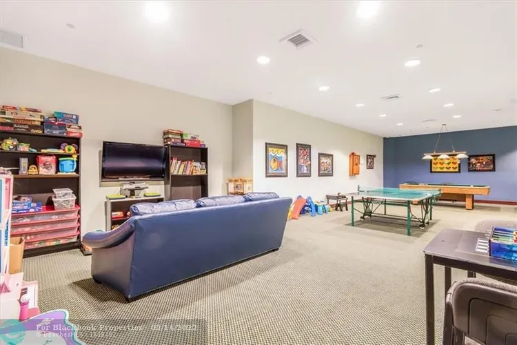 L'Hermitage South Tower #1010 image #44