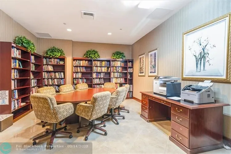 L'Hermitage South Tower #1010 image #45