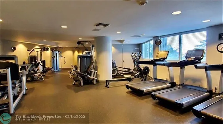 L'Hermitage South Tower #1010 image #48