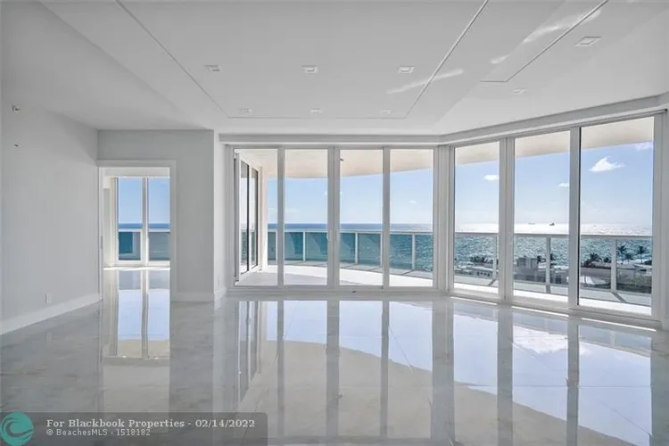 L'Hermitage South Tower #1010 image #7