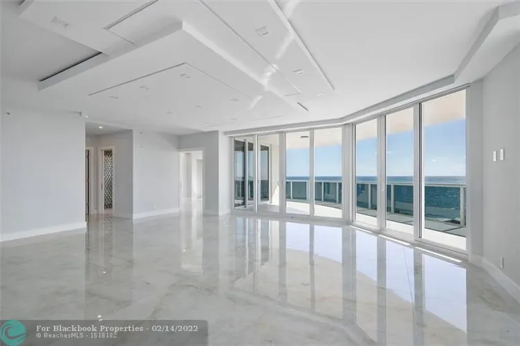 L'Hermitage South Tower #1010 image #8