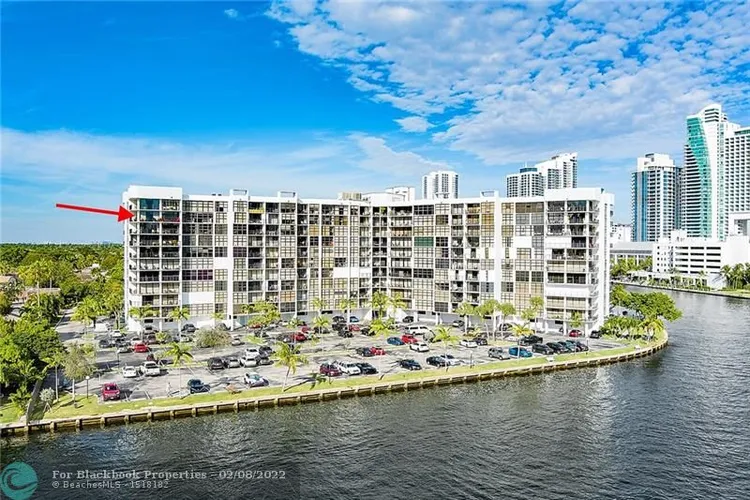 200 Leslie Condo #1030 image #37