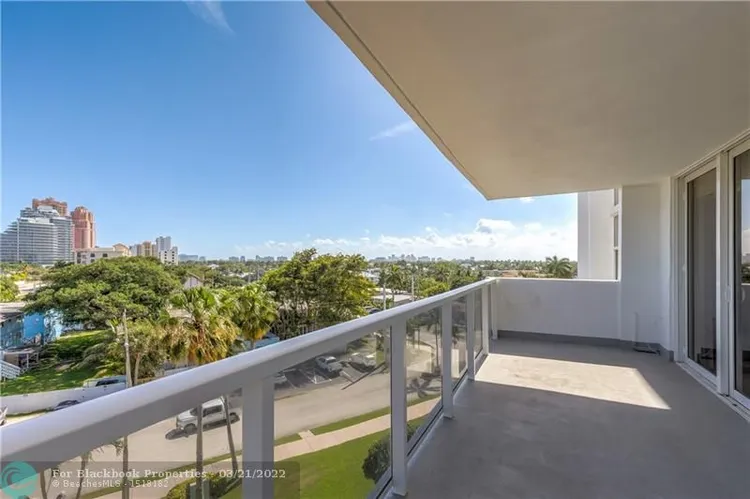 Embassy Towers #5-D image #22