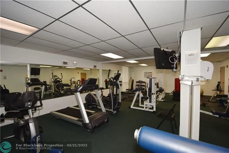 Embassy Towers #5-D image #29