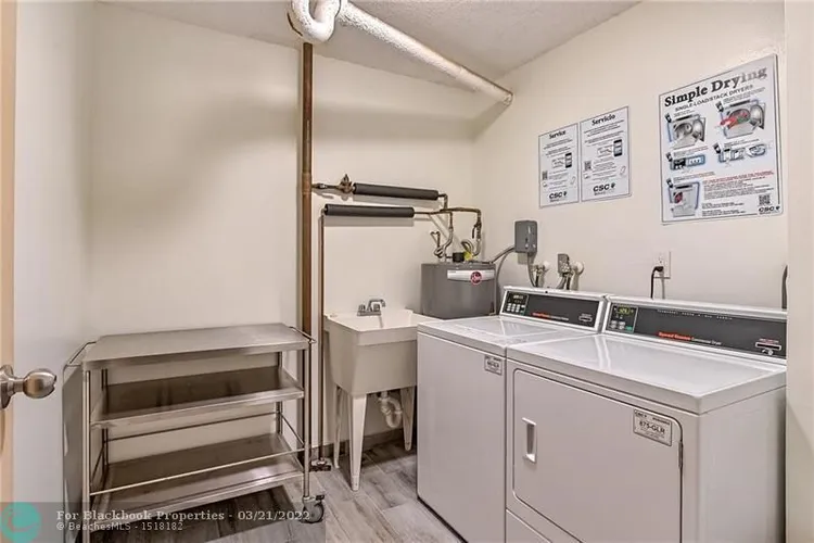 Embassy Towers #5-D image #30