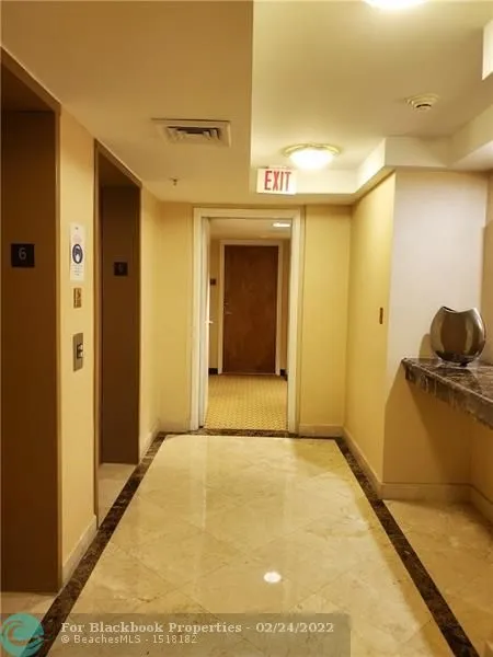 The Vue #603N image #11