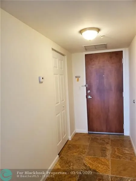 The Vue #603N image #13