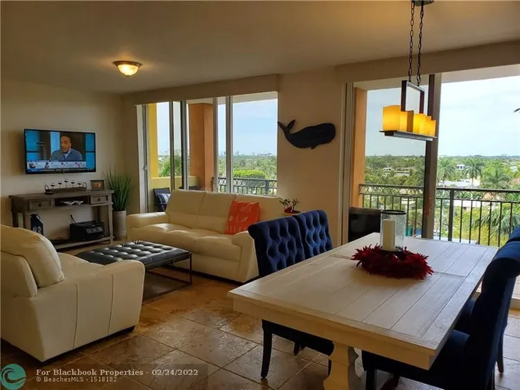 The Vue #603N image #19