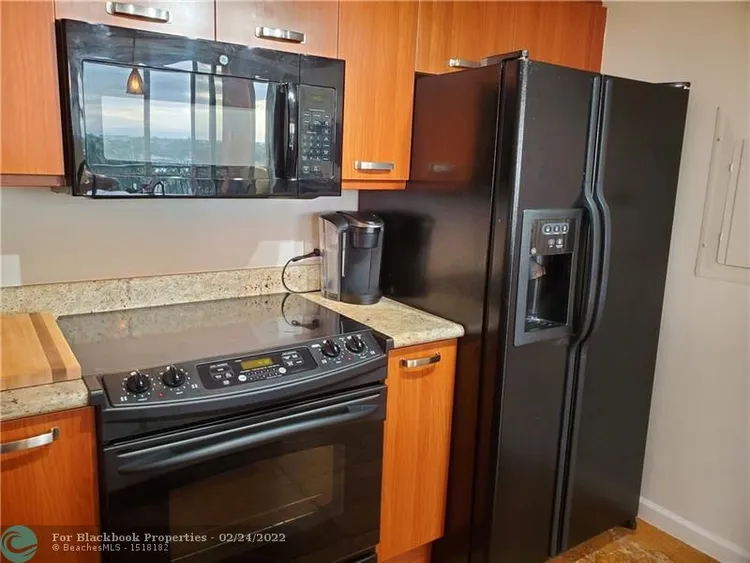 The Vue #603N image #28