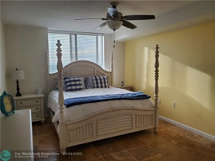 The Vue #603N image #35