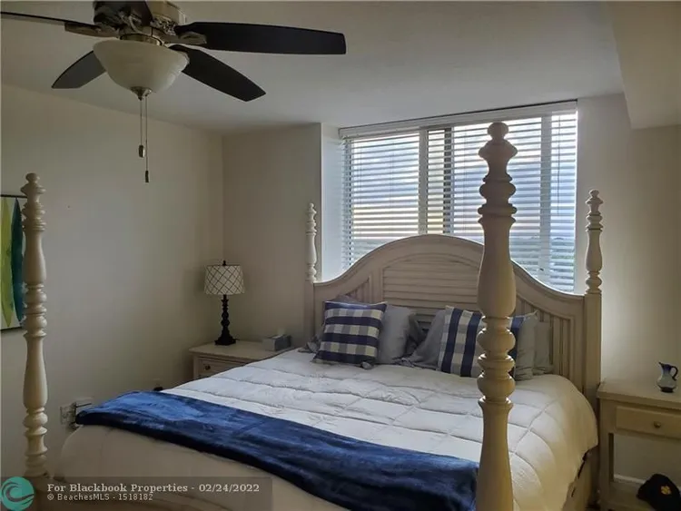 The Vue #603N image #37