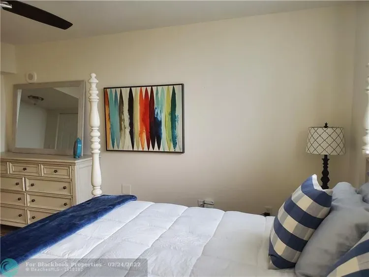 The Vue #603N image #39