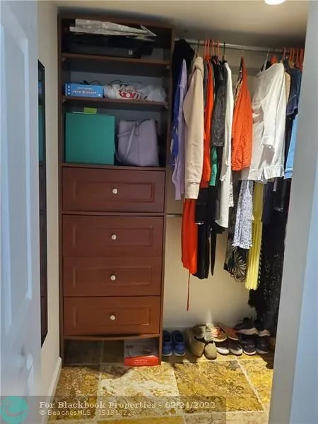 The Vue #603N image #41