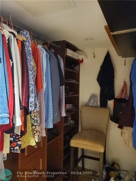 The Vue #603N image #42