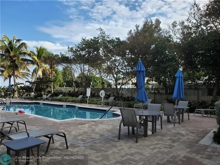 The Vue #603N image #50