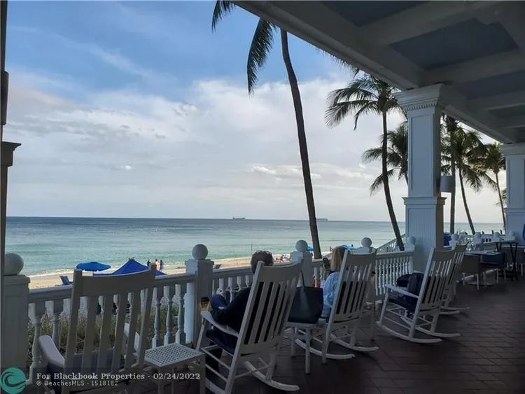 The Vue #603N image #68