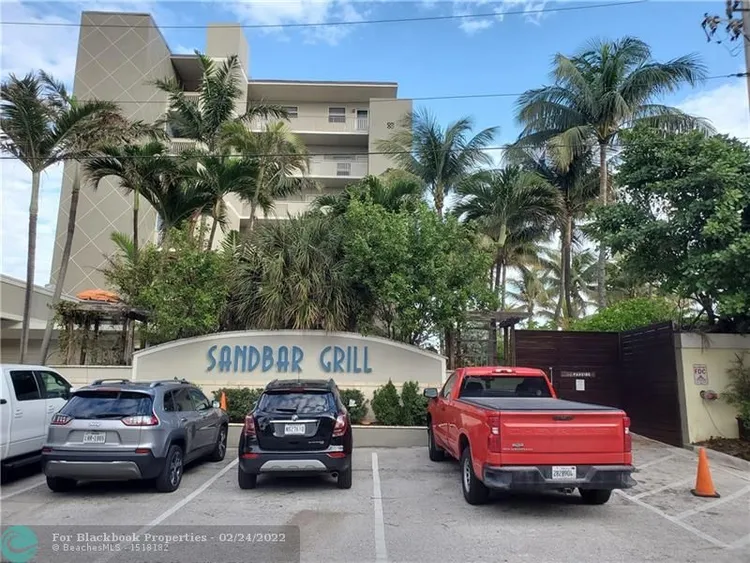 The Vue #603N image #70