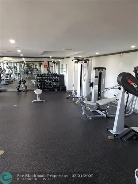 The Vue #603N image #75