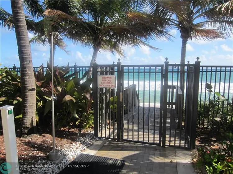 The Vue #603N image #86