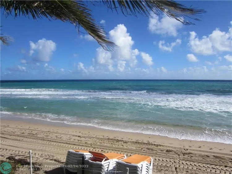 The Vue #603N image #88