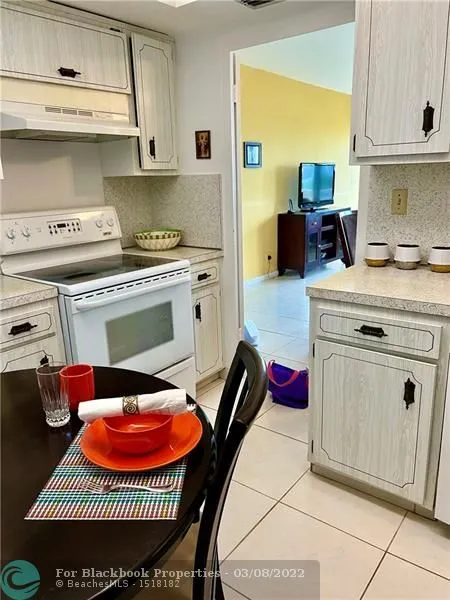 Coral Ridge Towers South #614 image #18