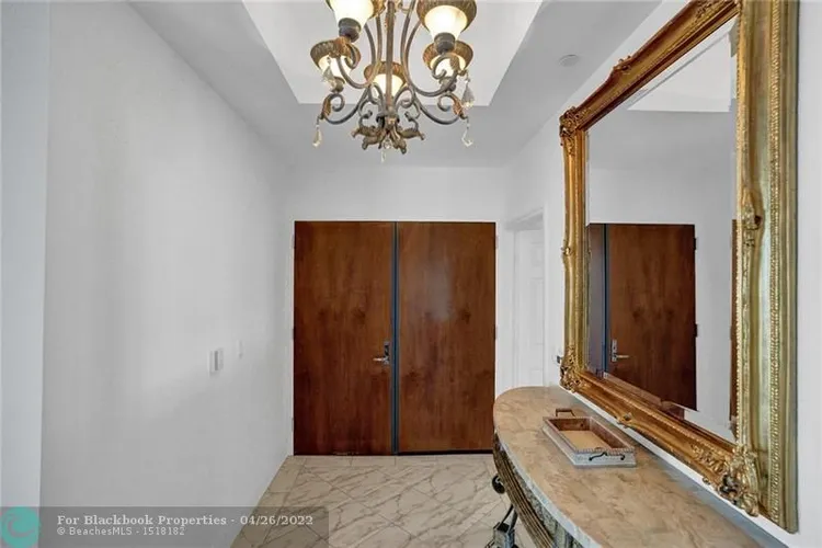 L'Ambiance #2402 image #26