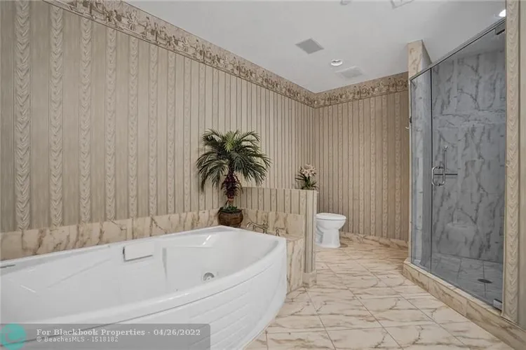 L'Ambiance #2402 image #44