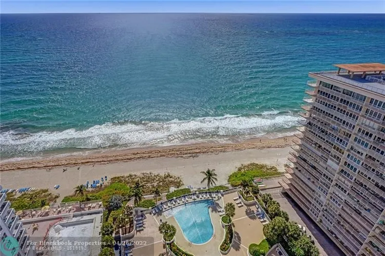 L'Ambiance #2402 image #47