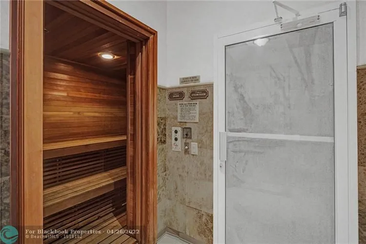 L'Ambiance #2402 image #61