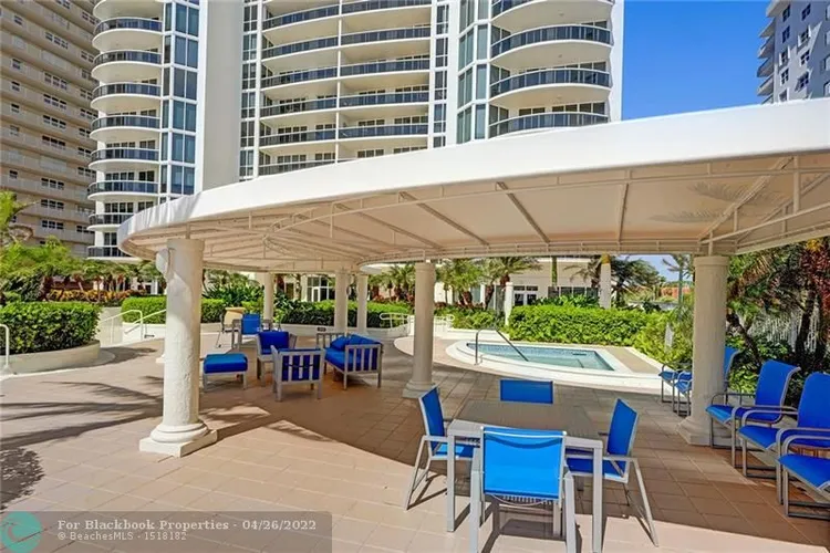 L'Ambiance #2402 image #68