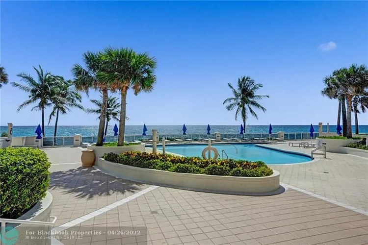 L'Ambiance #2402 image #69