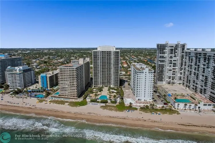 L'Ambiance #2402 image #73