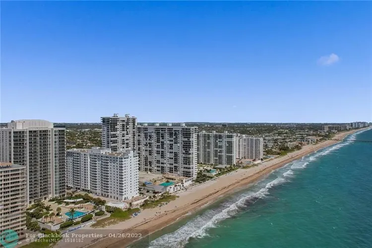 L'Ambiance #2402 image #75