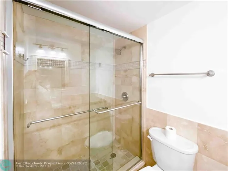 Alexander Towers #1104 image #15