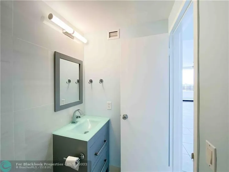 Alexander Towers #1104 image #8