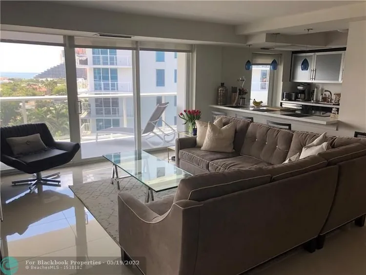 Vantage View #1001 image #7